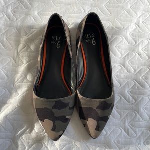Mix No. 6 Camo print flats